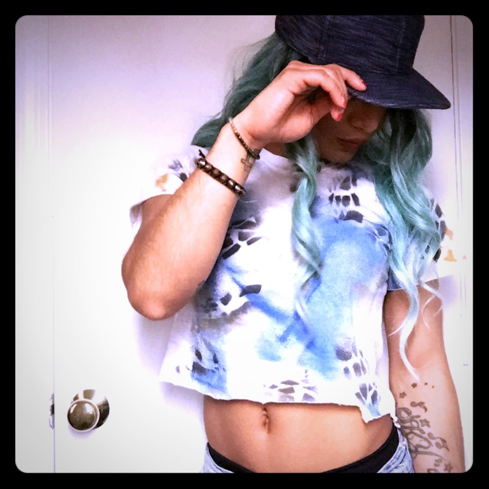 Custom Women’s Spray Paint Grunge Crop Top Tee